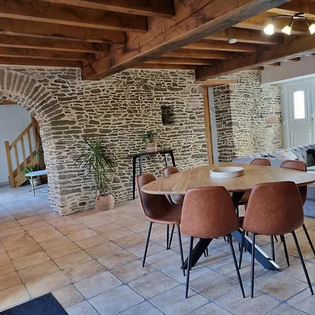 Au Mont De La Rive #jaccuzi Et Mont-saint-michel # Dom wakacyjny Pontorson