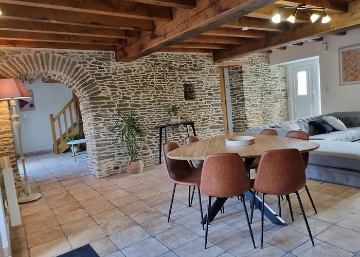 Au Mont De La Rive #jaccuzi Et Mont-saint-michel # Semesterbostad Pontorson